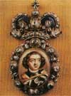 Нагрудный знак с изображением Петра Великого